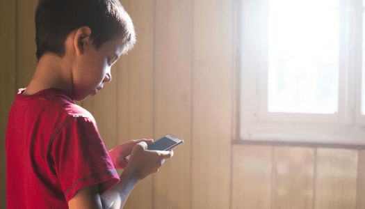 Una infancia en el celular